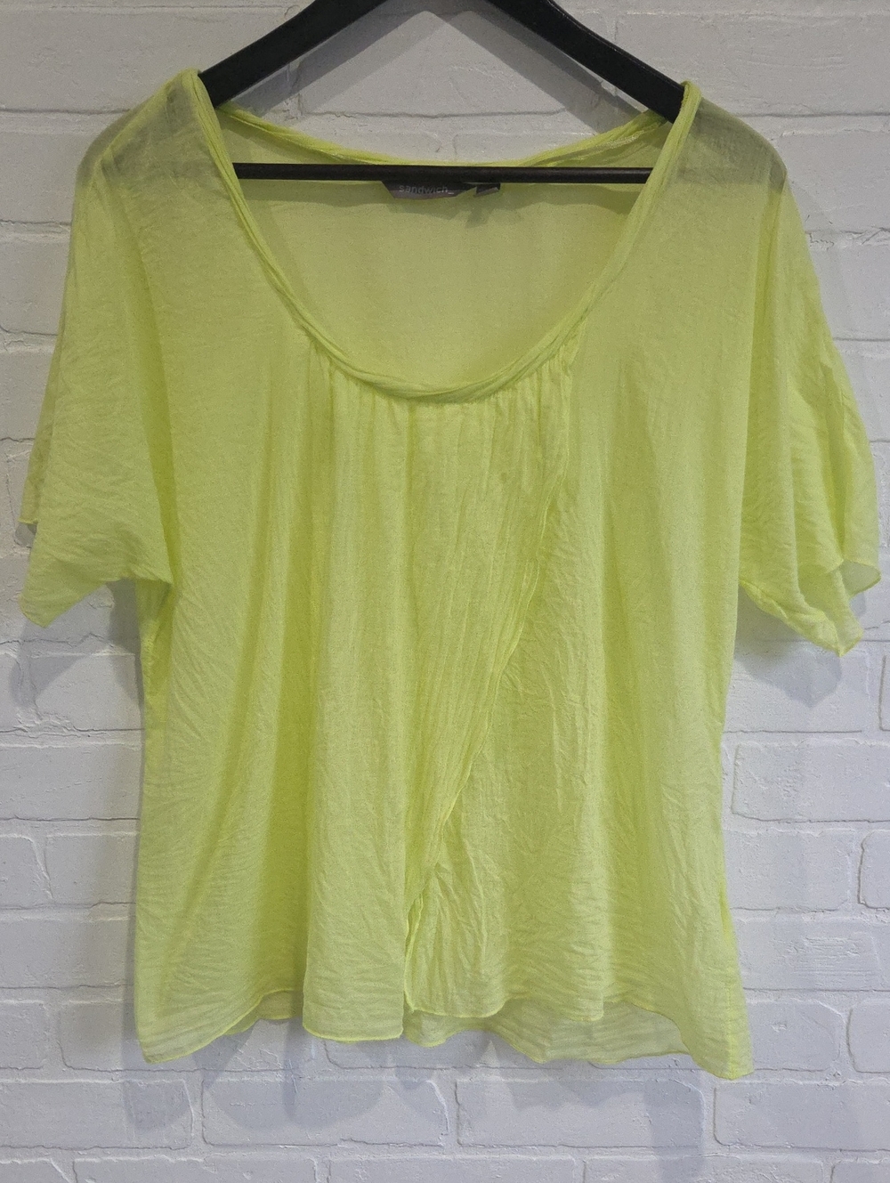 Women's Neon Yellow Scoop Neck Short Sleeve Top